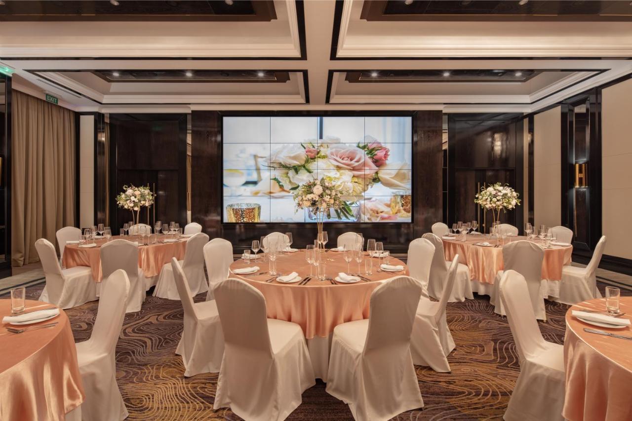 Hyatt Regency Bishkek Hotel Eksteriør billede